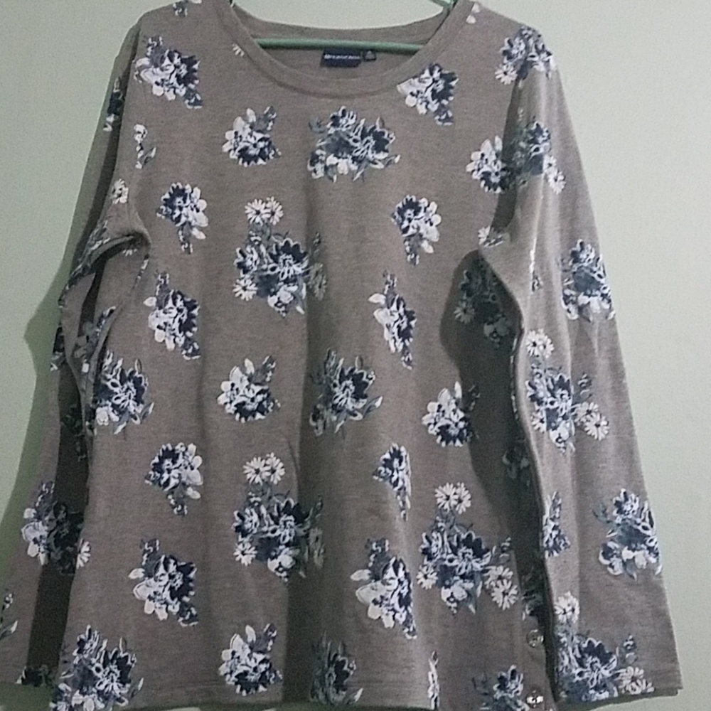 Floral sweatshirt